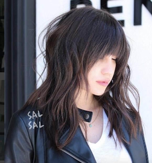 how to style layered hair with curtain bangs