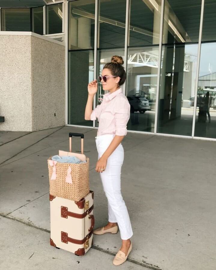 travel clothes in summer